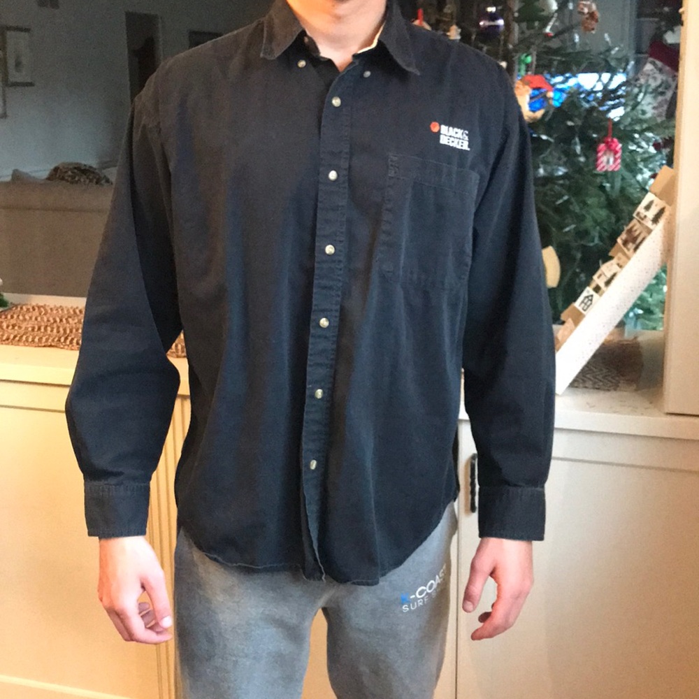 Black and Decker long-sleeved Button Down